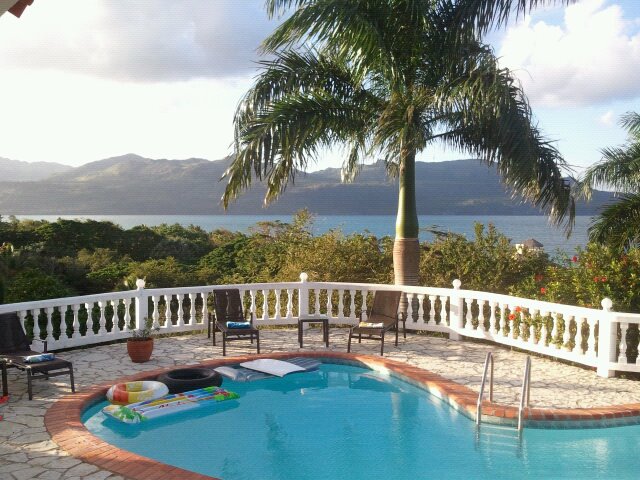 403771_3162167974758_1714245746_n