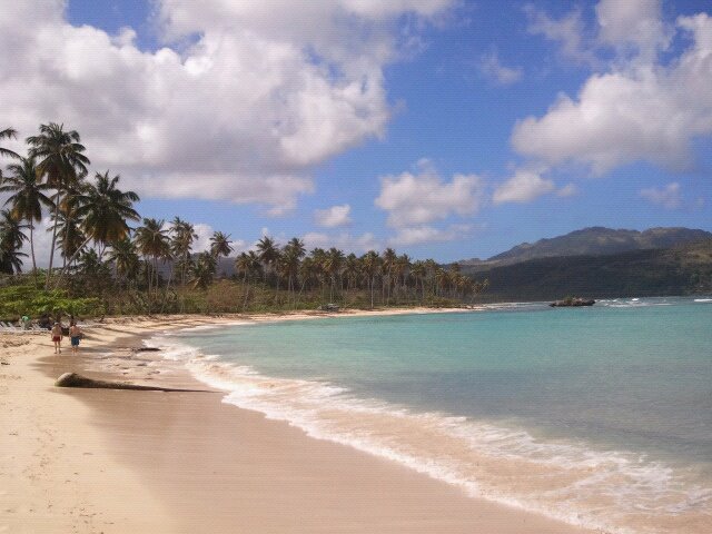 428313_3233433836360_1213373612_n